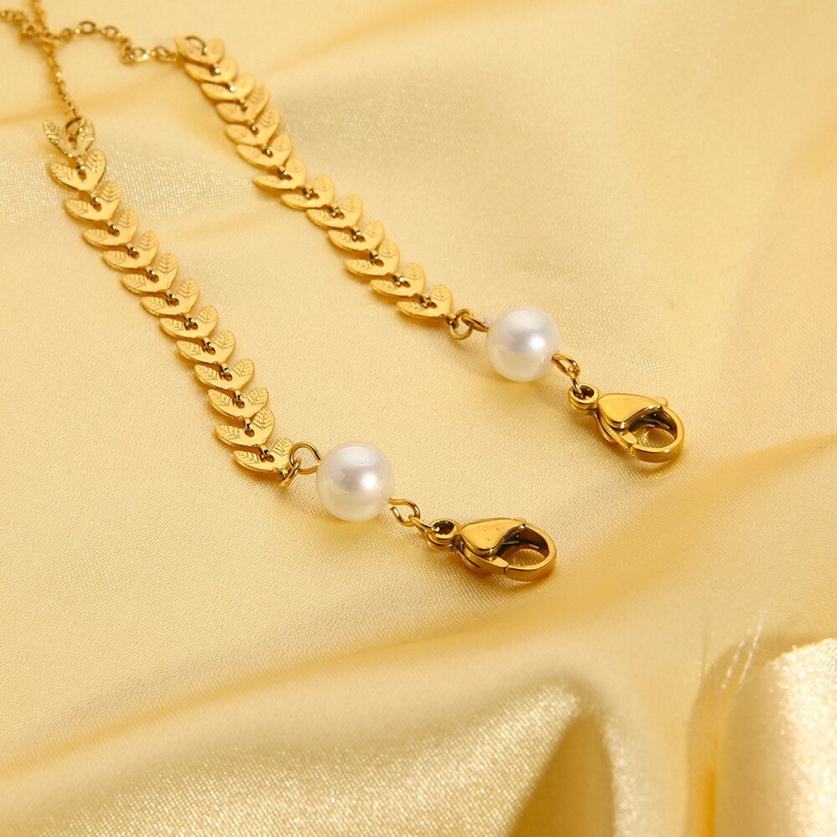 Glasses Holder Necklace Chain | Art in Aging