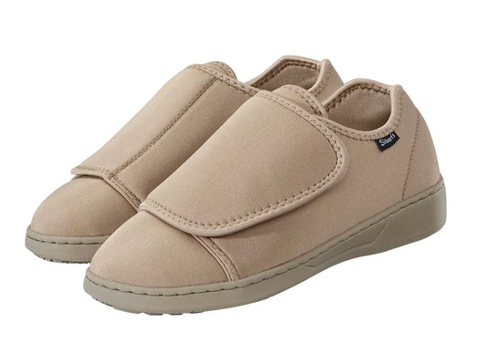 Extra Wide Fit Shoes for Senior Women | Art in Aging