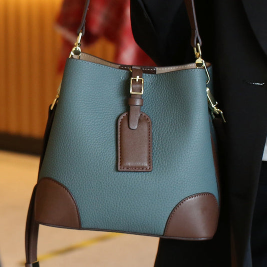 Zipper Large-Capacity Bucket Bag | Art in Aging