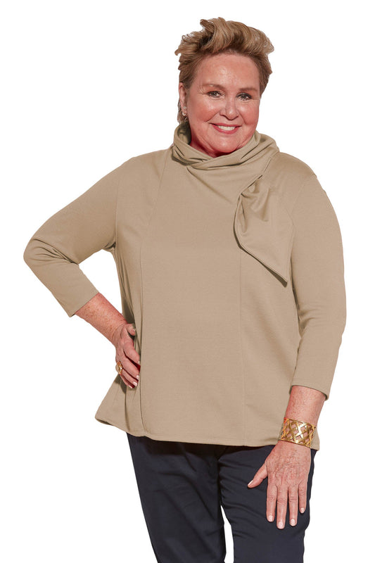 Women's Adaptive Shirt | Art in Aging