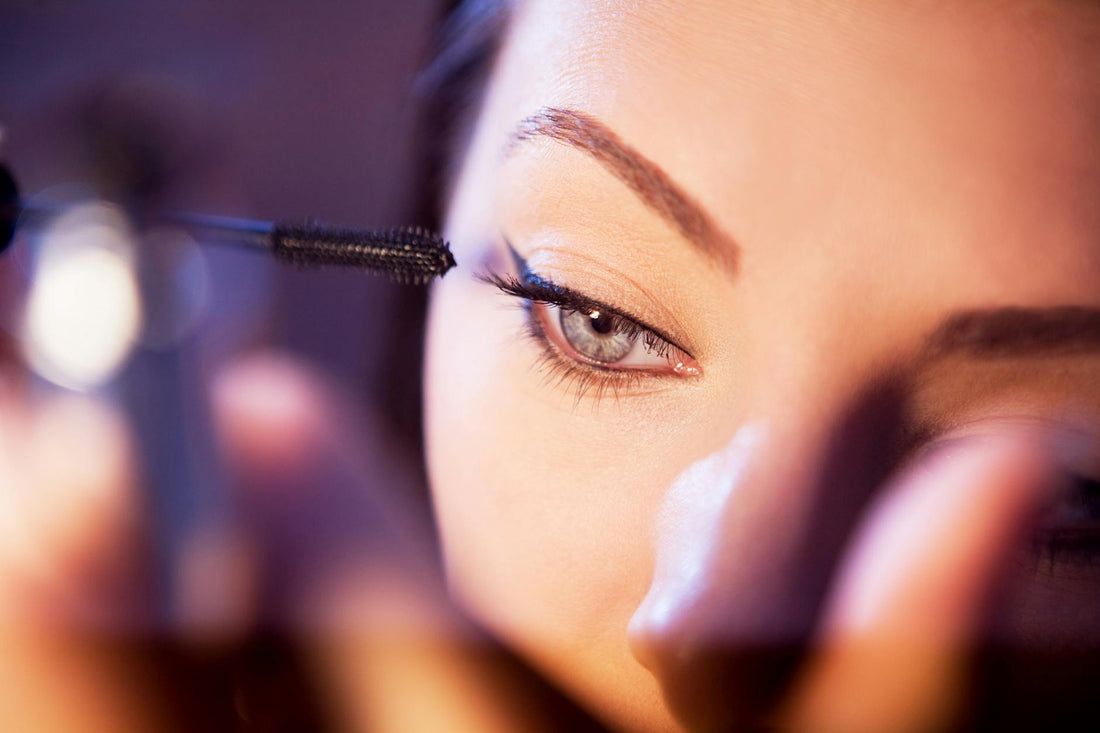 Best Mascara for Older Eyes: What to Look For After 50