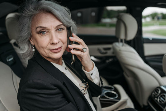 How to Get Shiny Grey Hair: 8 Habits That Make a Real Difference