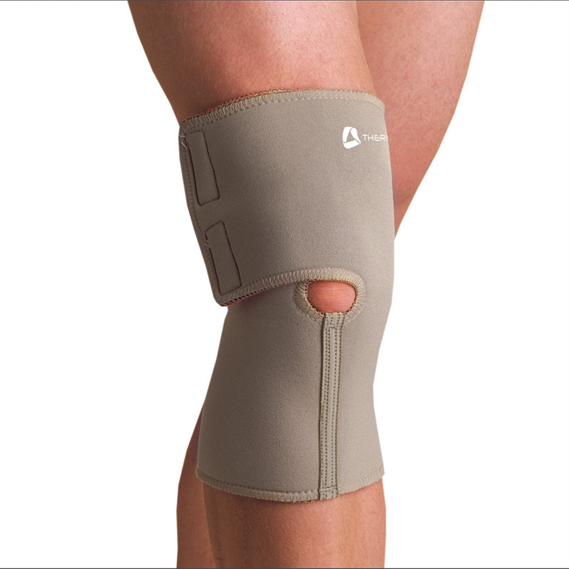 Knee Wrap for Arthritis Swelling Knee | Art in Aging