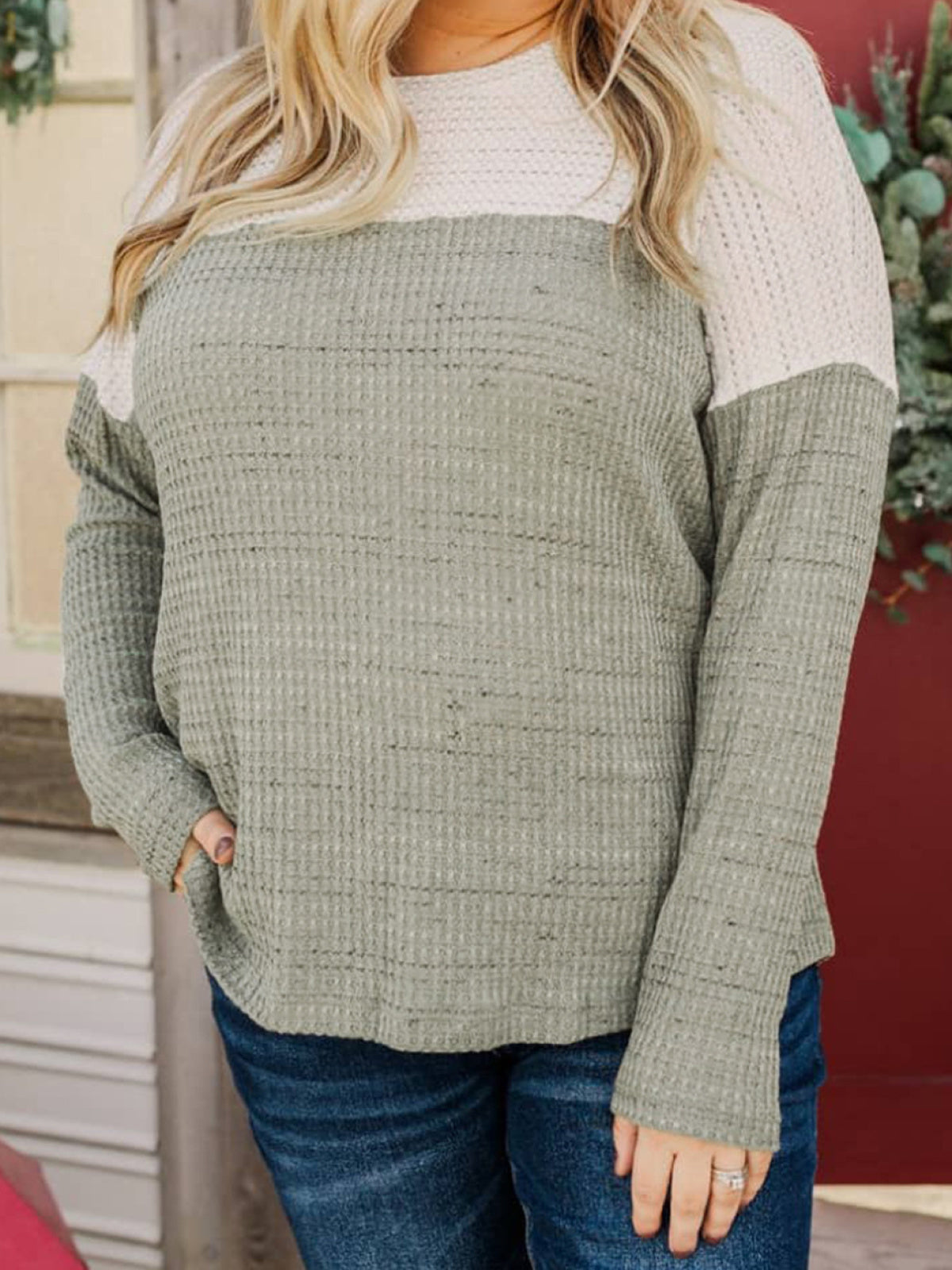 Green Plus Size Colorblock Knit Long Sleeve Top | Art in Aging