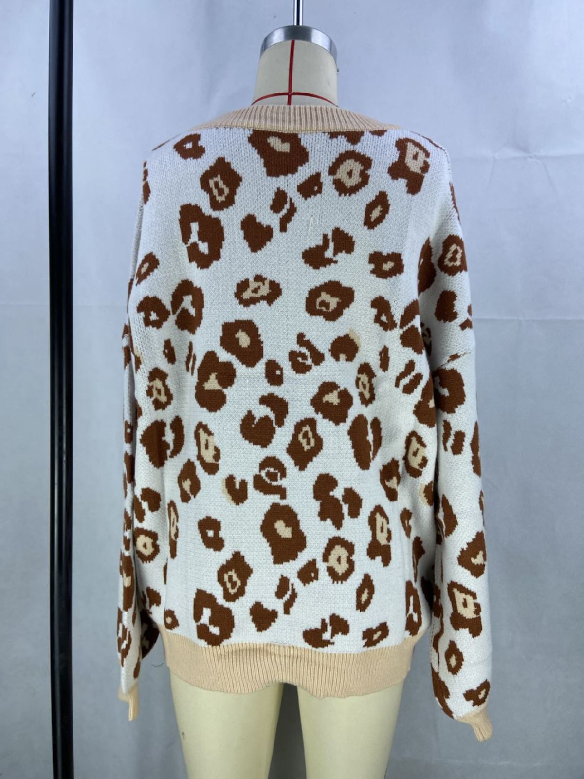 Plus Size Ribbed Hem Leopard Sweater | Art in Aging