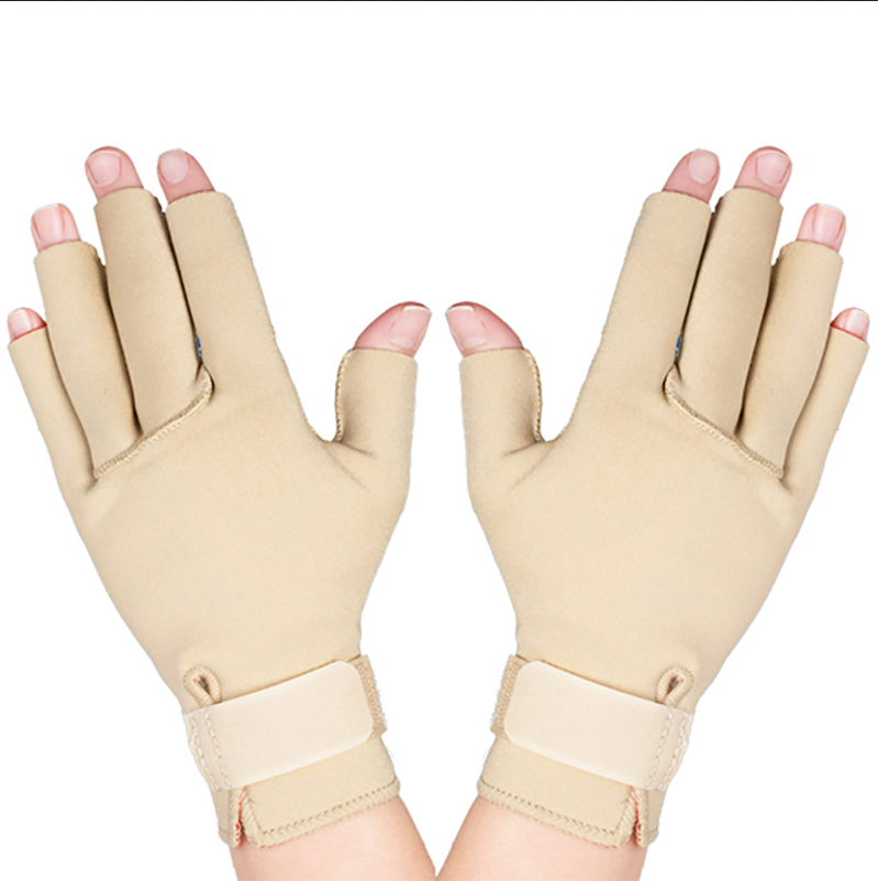 Compression Gloves for Arthritis | Art in Aging